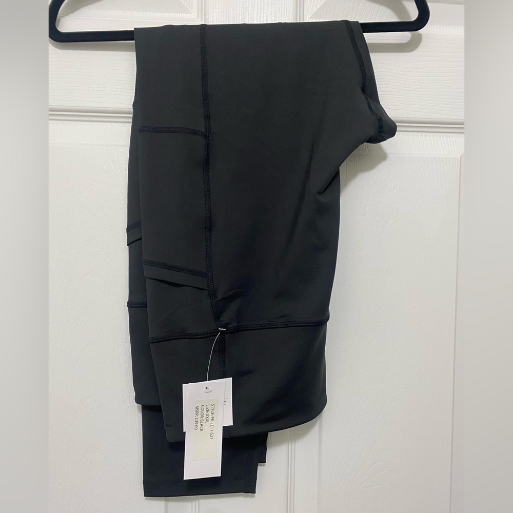 NWT PSK Collective leggings have with pockets